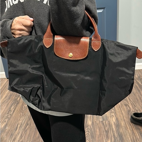 Authentic Longchamp bag - Picture 8 of 9